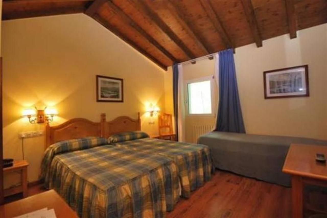 Hotel Auseva Covadonga Zewnętrze zdjęcie